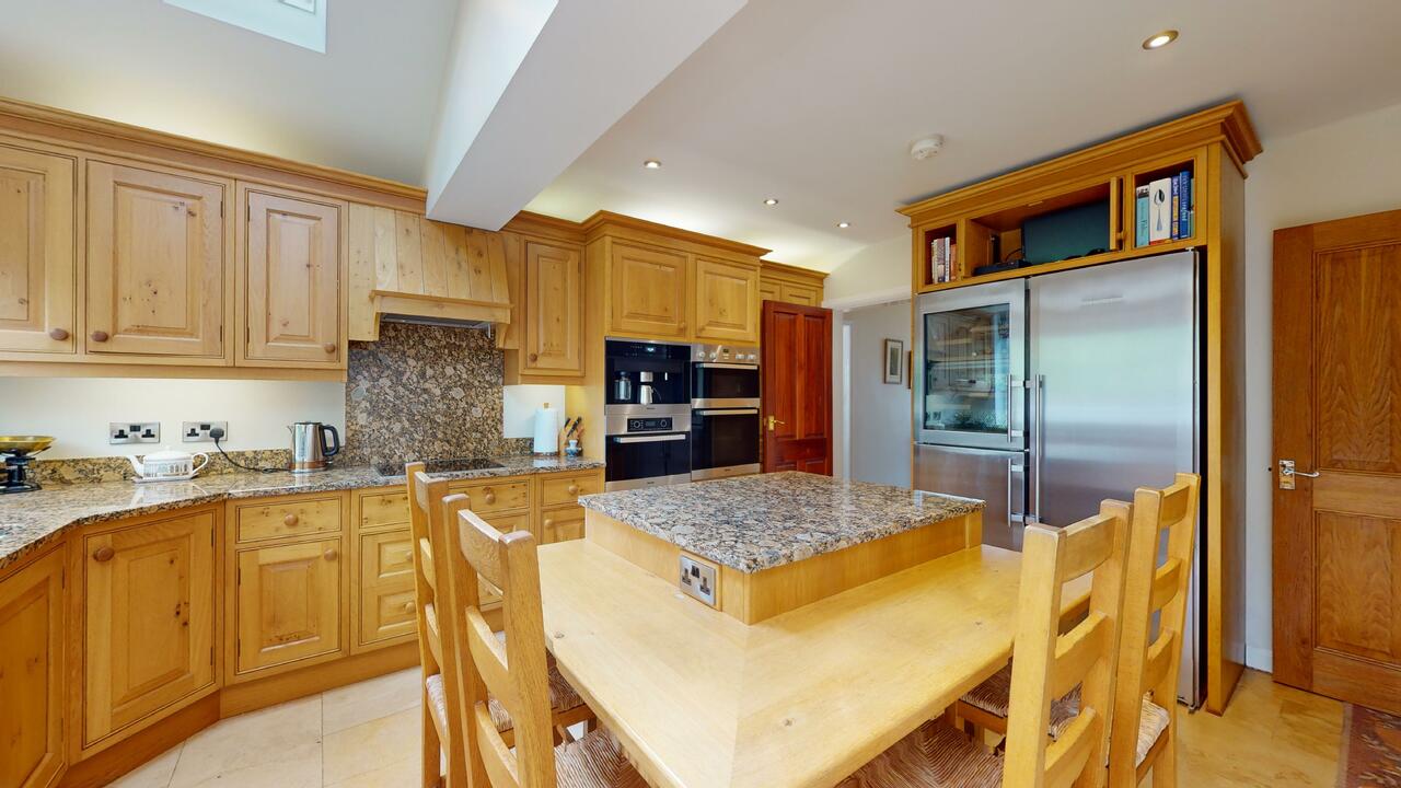 4 bed detached house for sale in St. Helens Gardens, Leeds  - Property Image 3