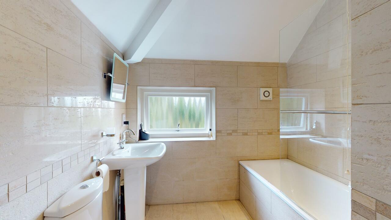 4 bed detached house for sale in St. Helens Gardens, Leeds  - Property Image 19