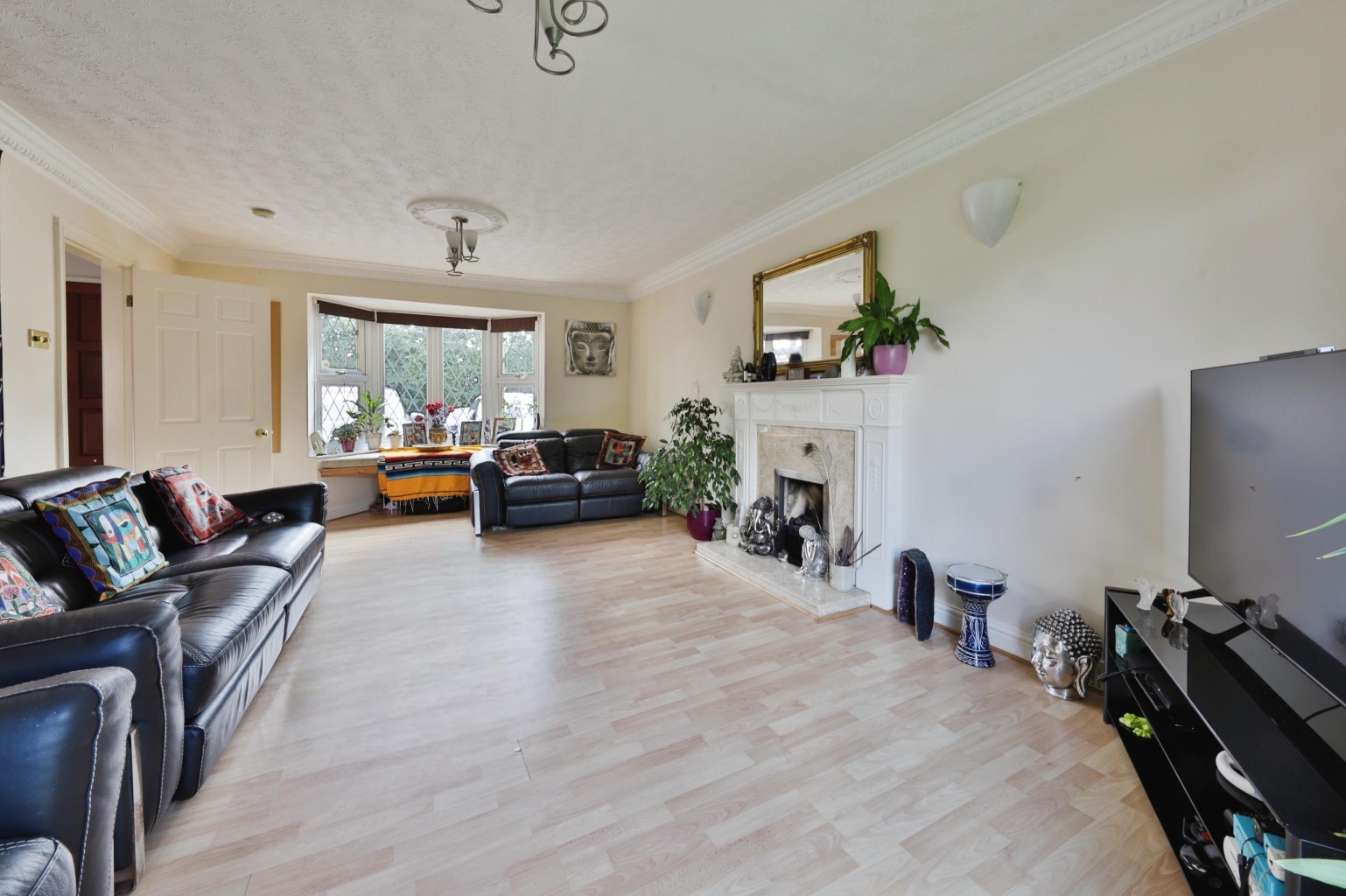 5 bed detached house for sale in Stratton Park, North Ferriby  - Property Image 4