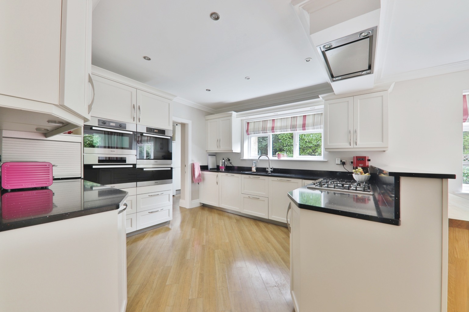 4 bed detached house for sale in Southfield, Hessle  - Property Image 9