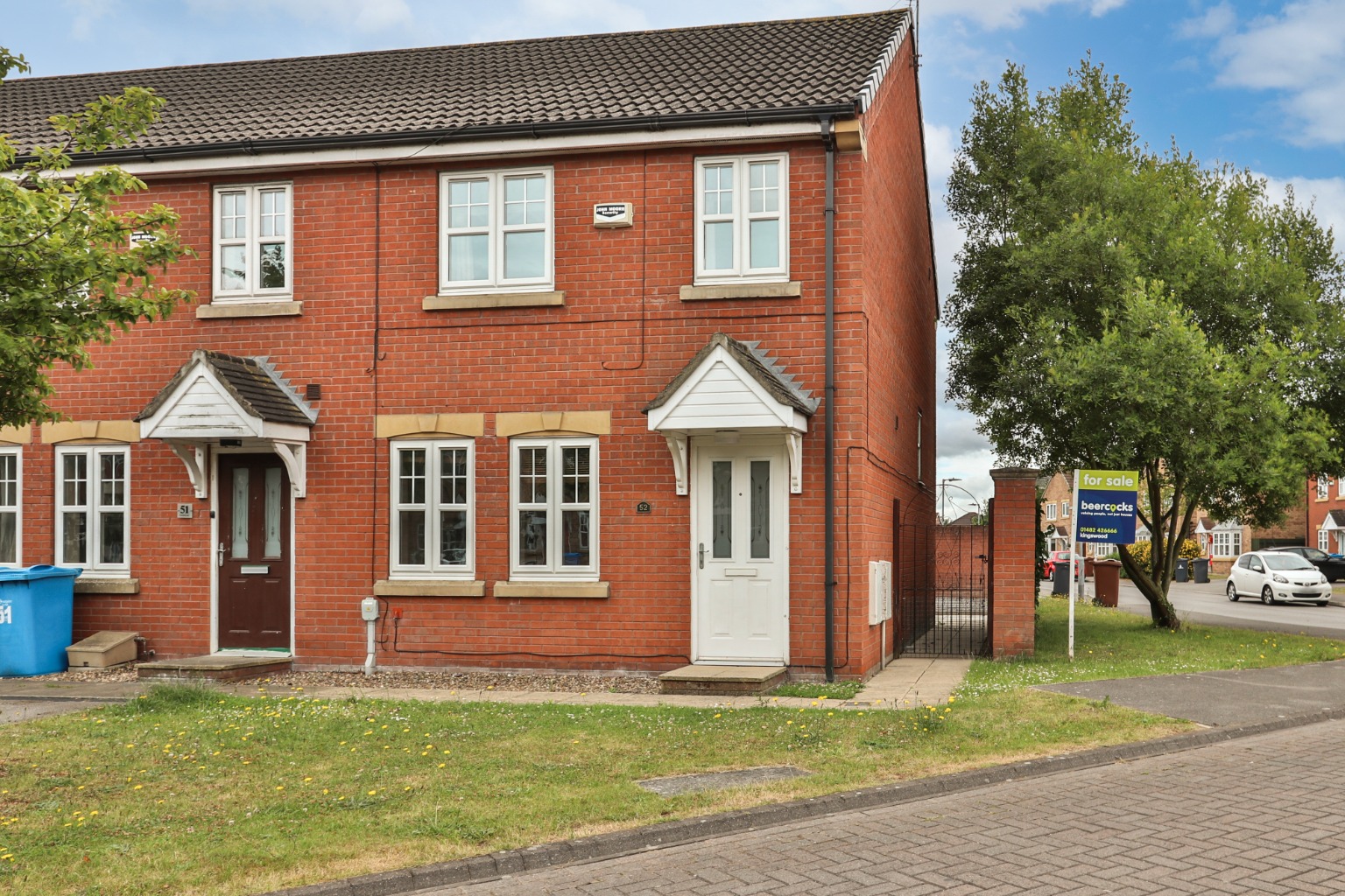 3 bed end of terrace house for sale in Flanders Red, Hull, HU7 
