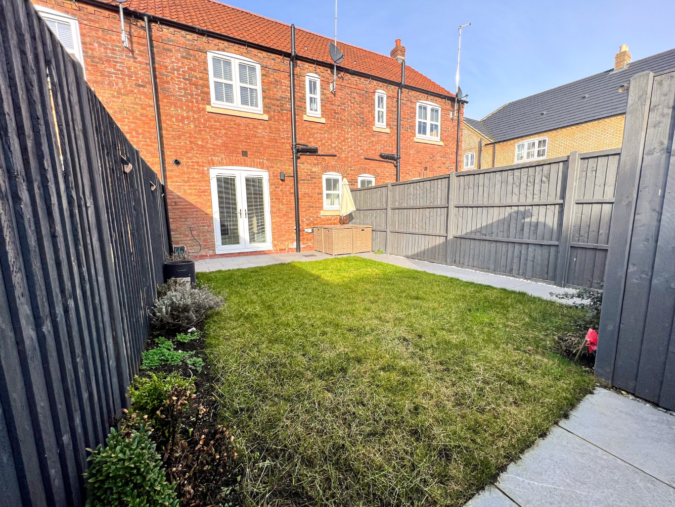 2 bed terraced house for sale in Thornbury Walk, Hull  - Property Image 16