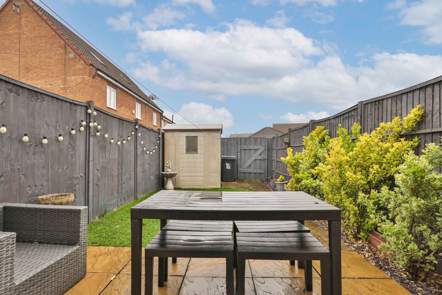 2 bed terraced house for sale in Richmond Way, Hull  - Property Image 3