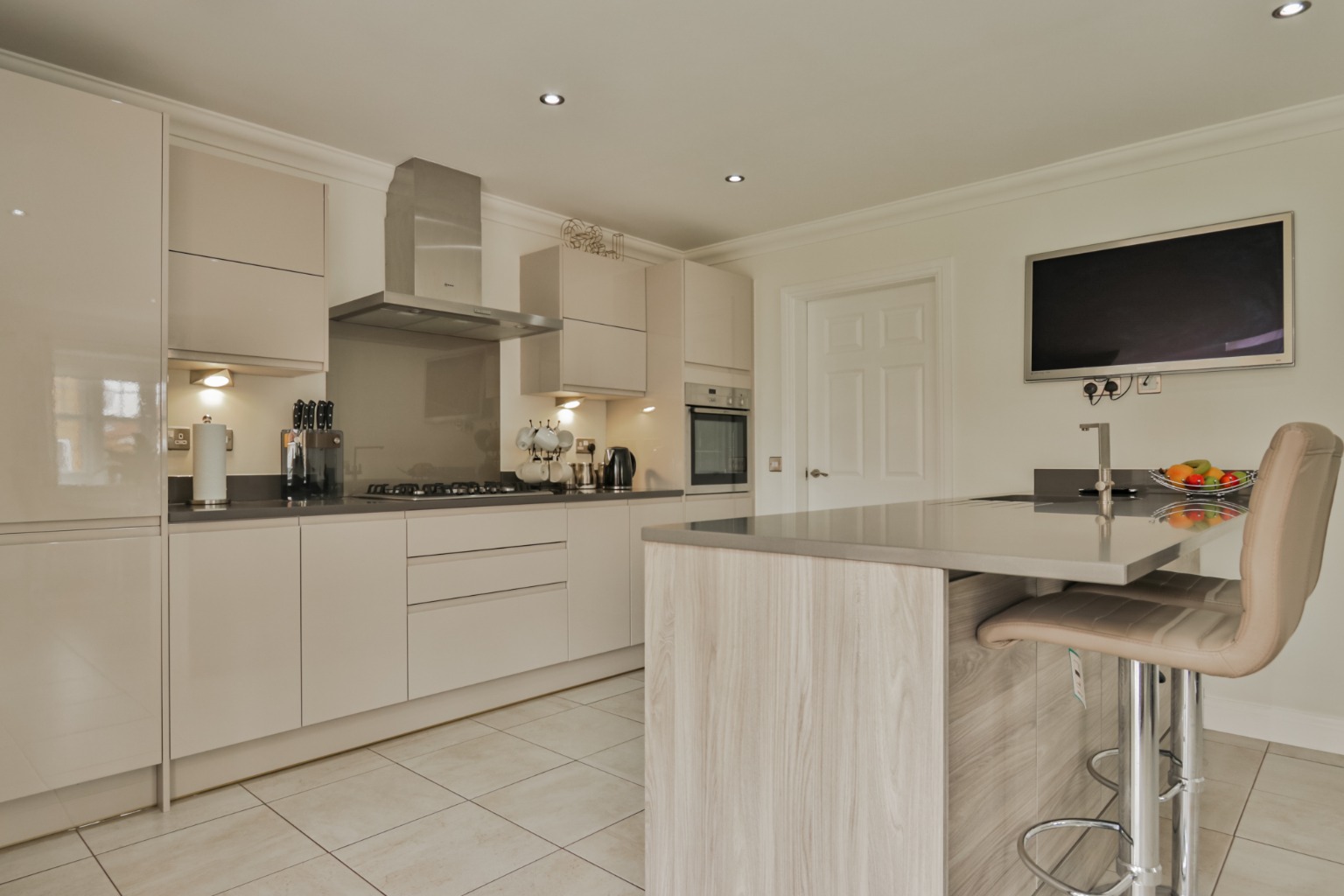 4 bed detached house for sale in Stable Way, Hull  - Property Image 2
