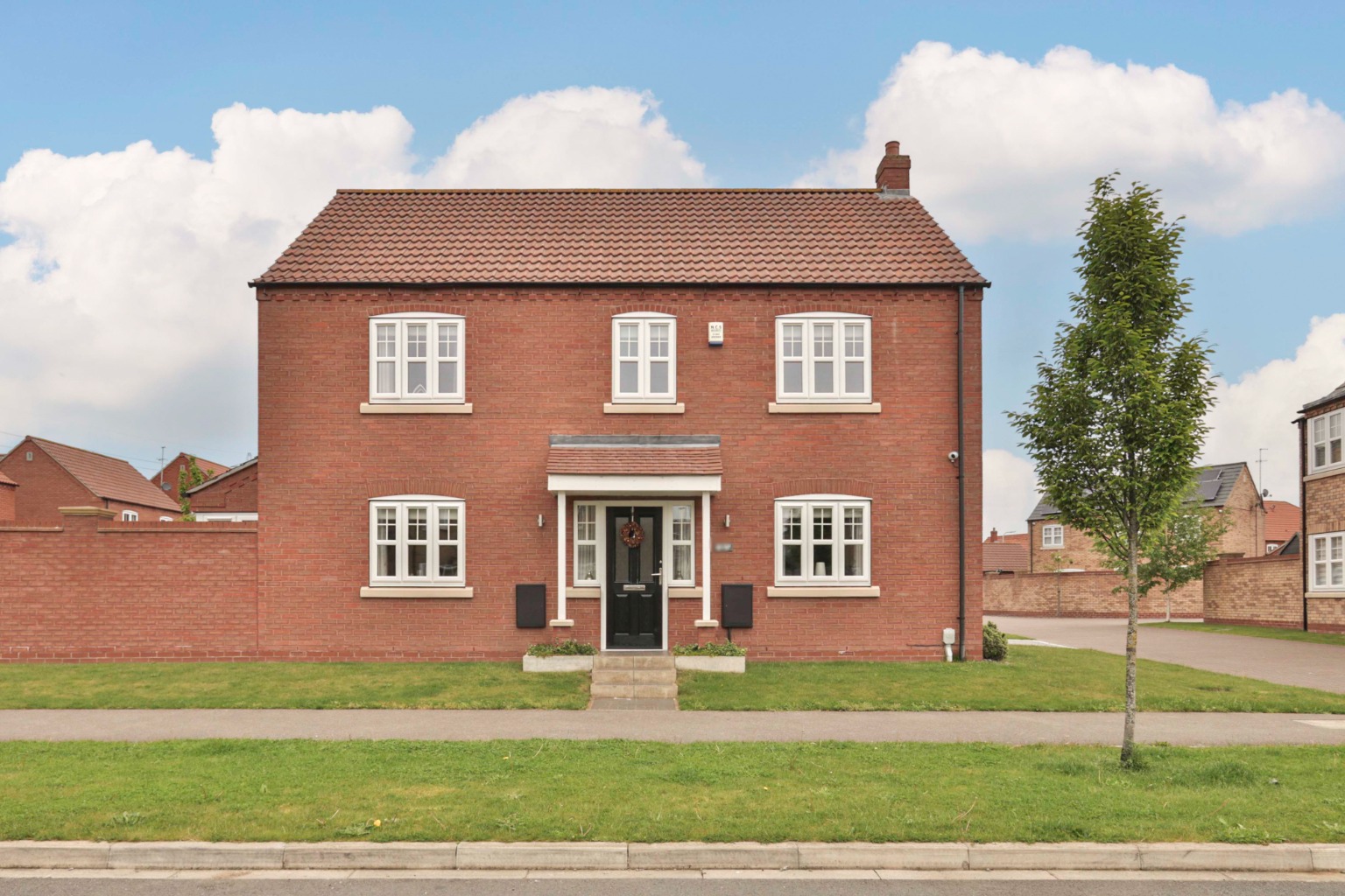 4 bed detached house for sale in Stable Way, Hull - Property Image 1