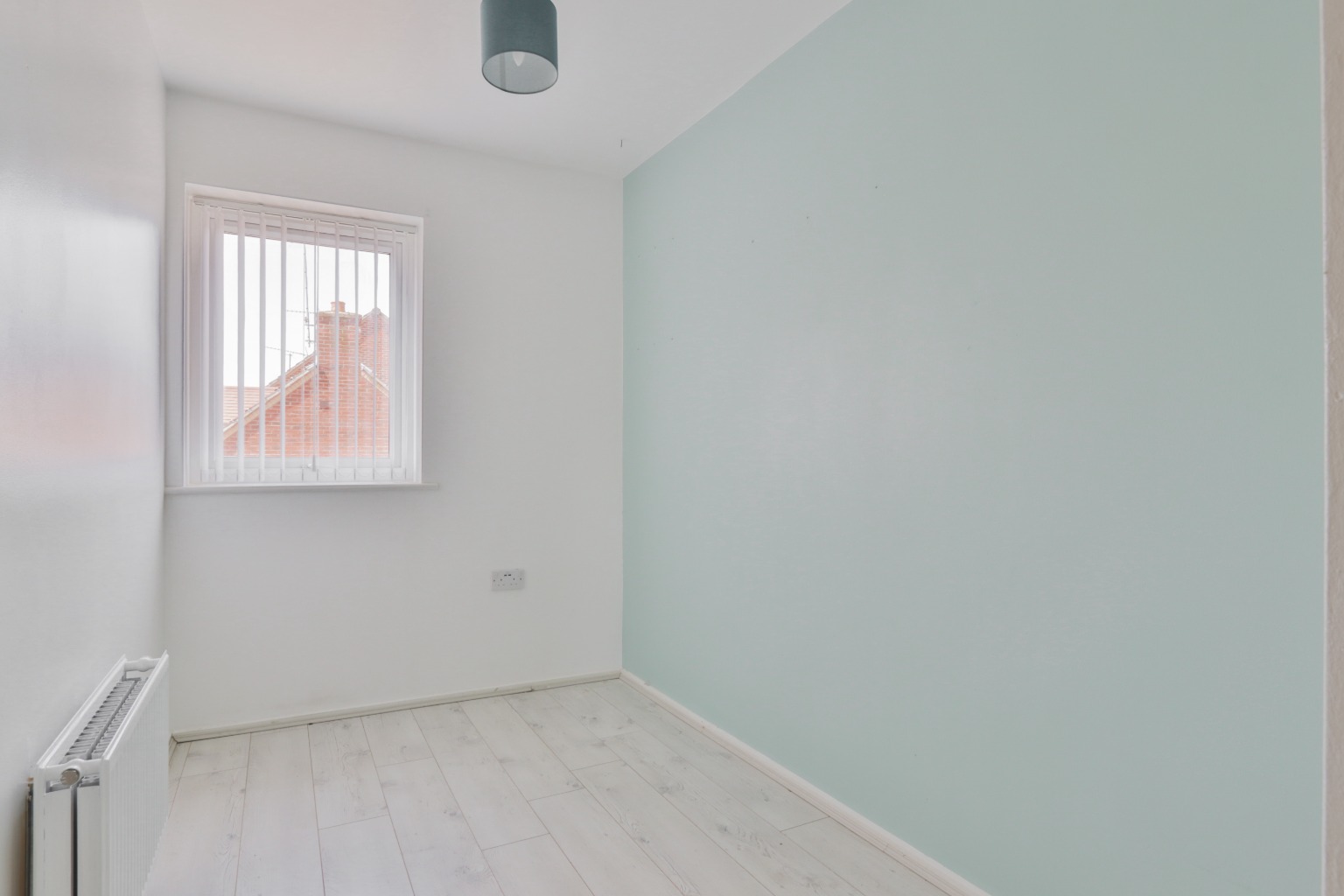 2 bed flat for sale in Sandwell Park, Hull  - Property Image 5
