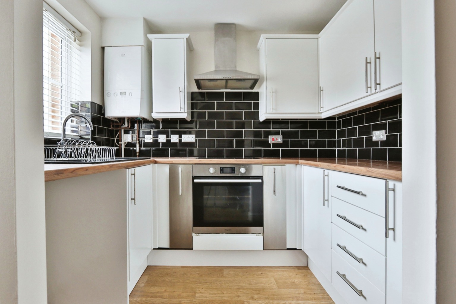 2 bed terraced house for sale in Farthing Drive, Hull  - Property Image 2