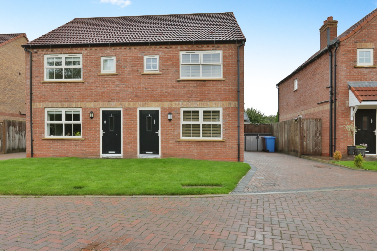 3 bed semi-detached house for sale in Ferryman Close, Hull  - Property Image 4