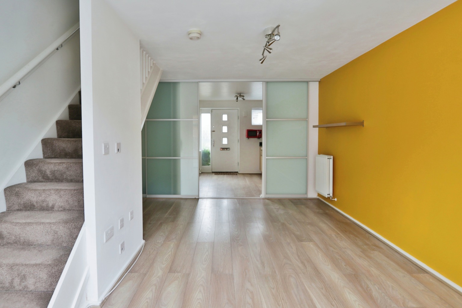 2 bed terraced house for sale in Sandwell Park, Hull  - Property Image 1
