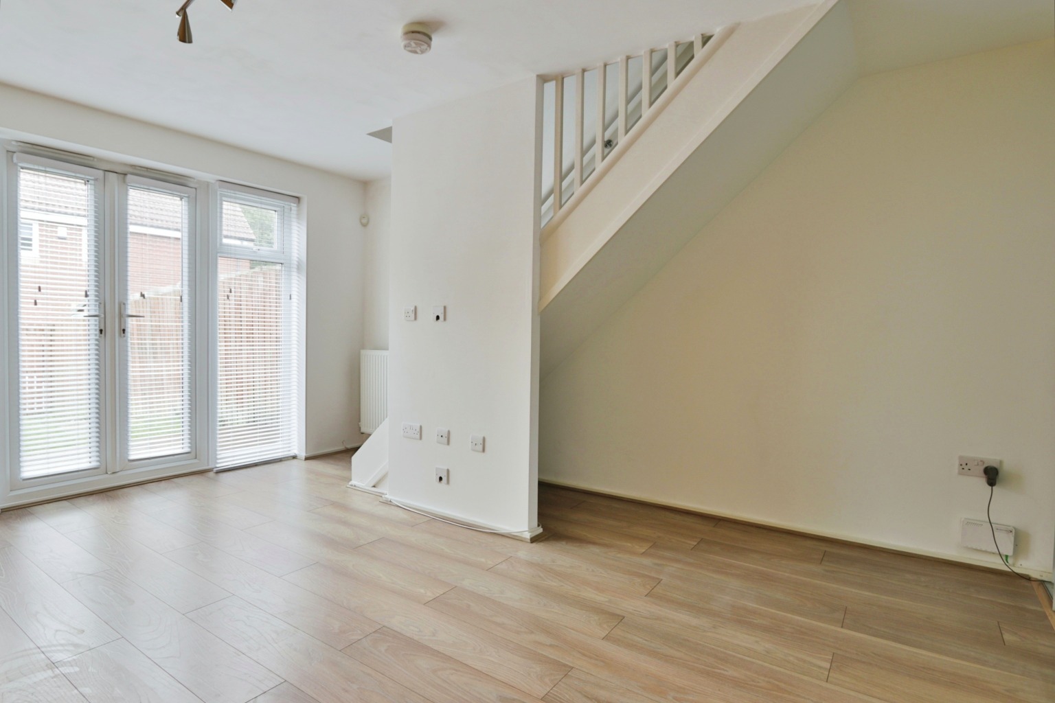 2 bed terraced house for sale in Sandwell Park, Hull  - Property Image 5
