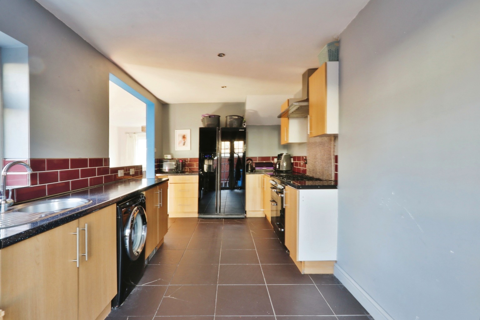 3 bed terraced house for sale in Newtondale, Hull  - Property Image 3