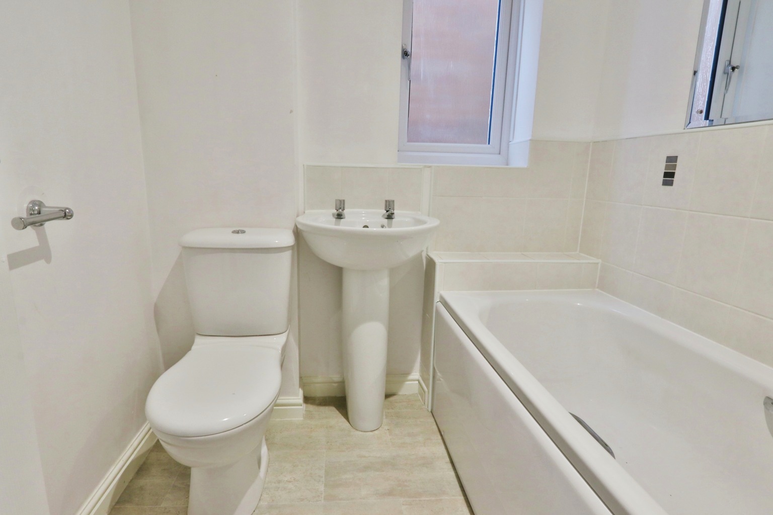 3 bed semi-detached house for sale in Hyde Park Road, Hull  - Property Image 10