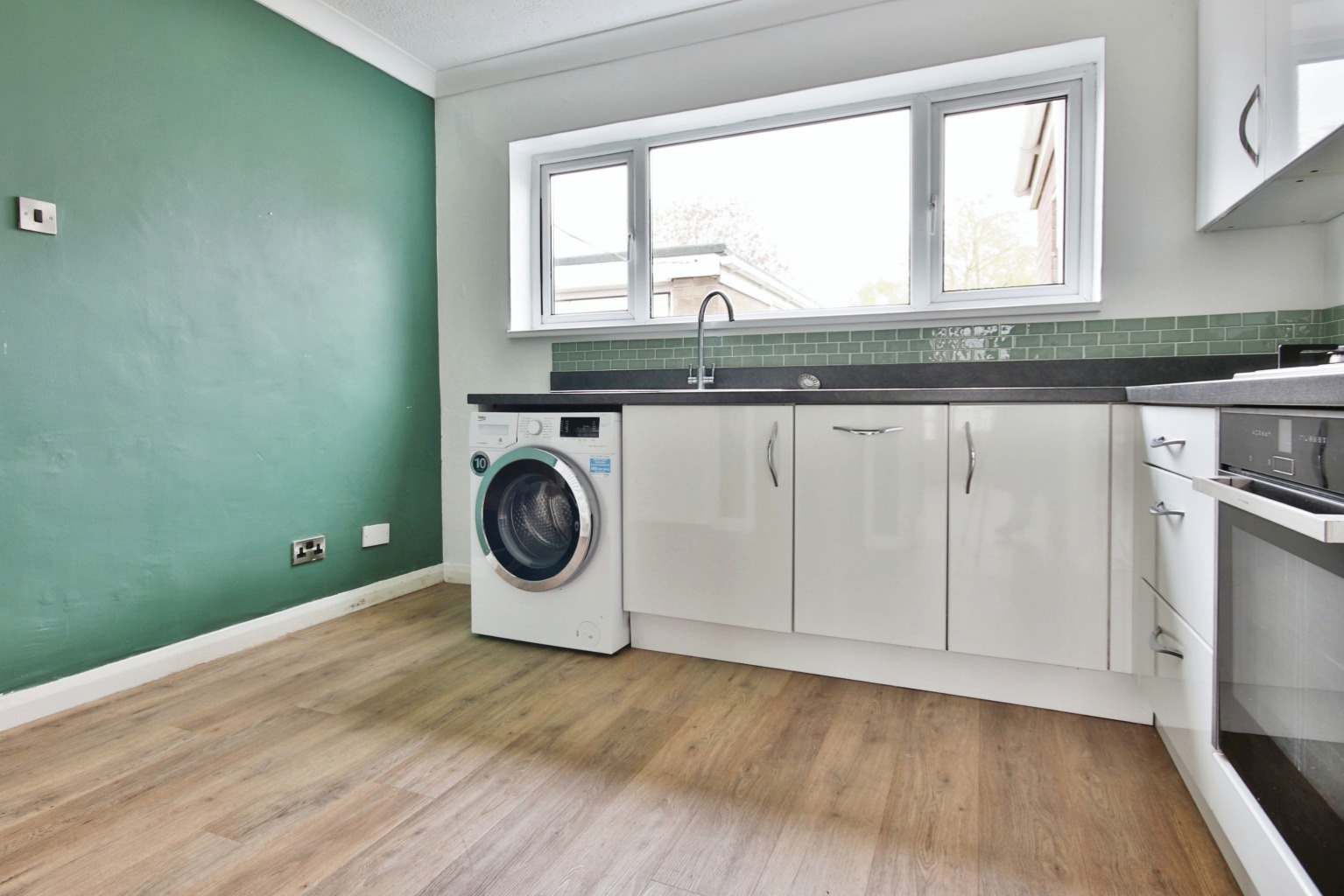 3 bed semi-detached house for sale in Church Road, Hull  - Property Image 8