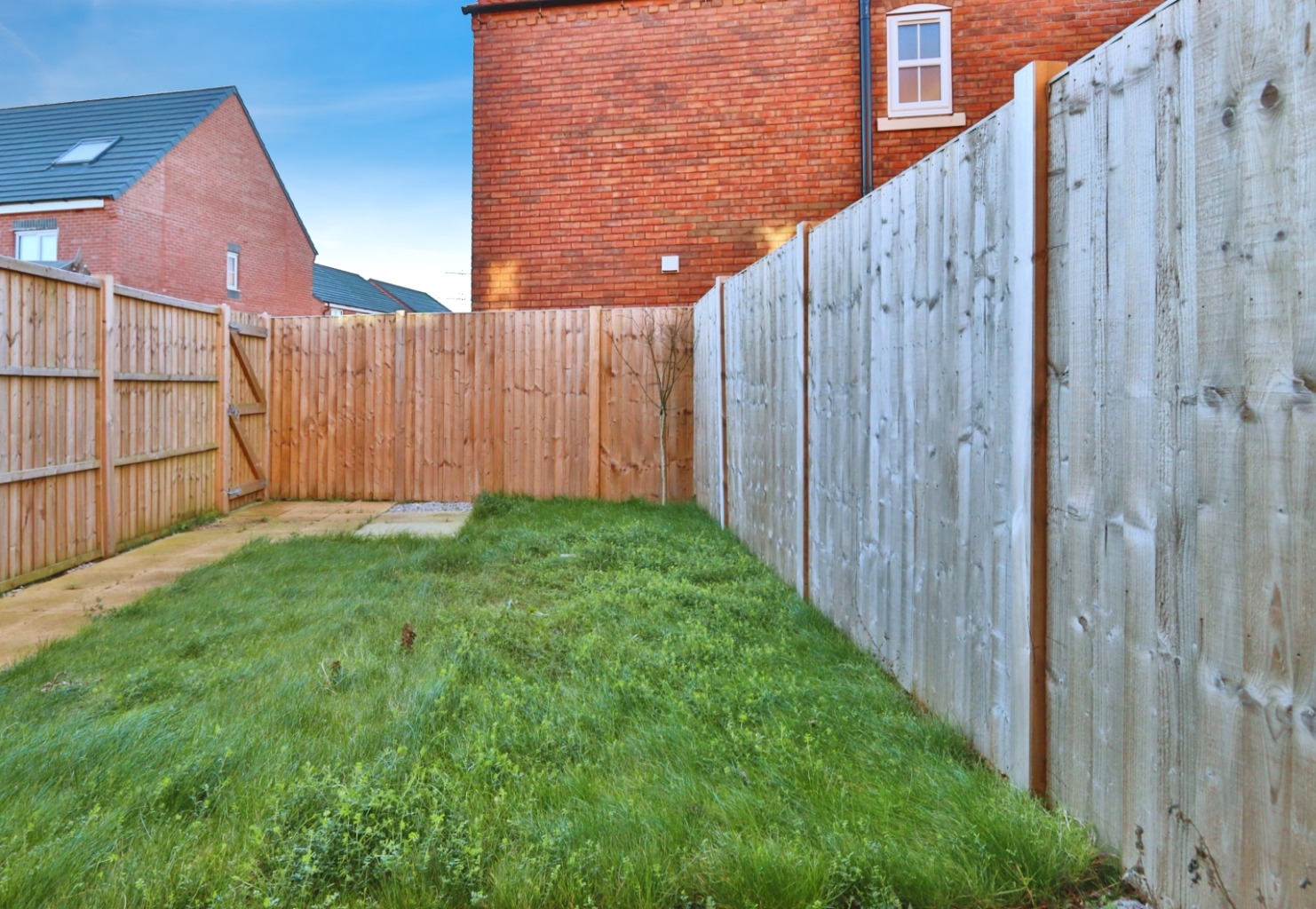 2 bed terraced house for sale in Lumley Avenue, Hull  - Property Image 2