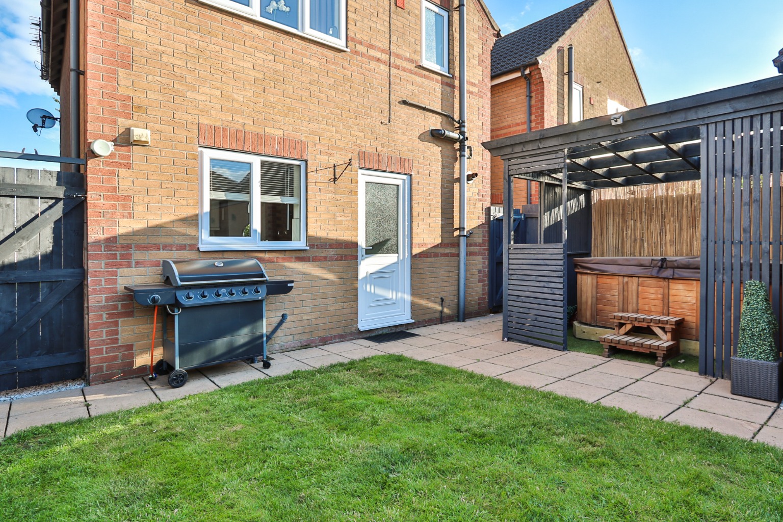 3 bed detached house for sale in Kingsbury Way, Hull  - Property Image 12