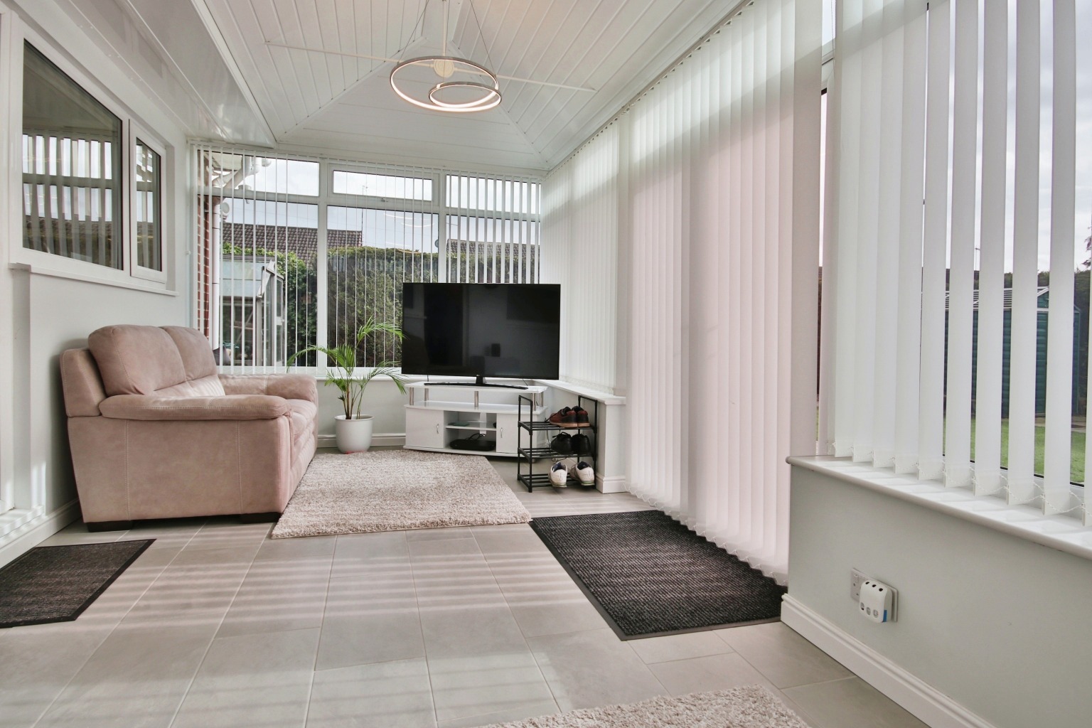 2 bed semi-detached bungalow for sale in Airedale, Hull  - Property Image 7