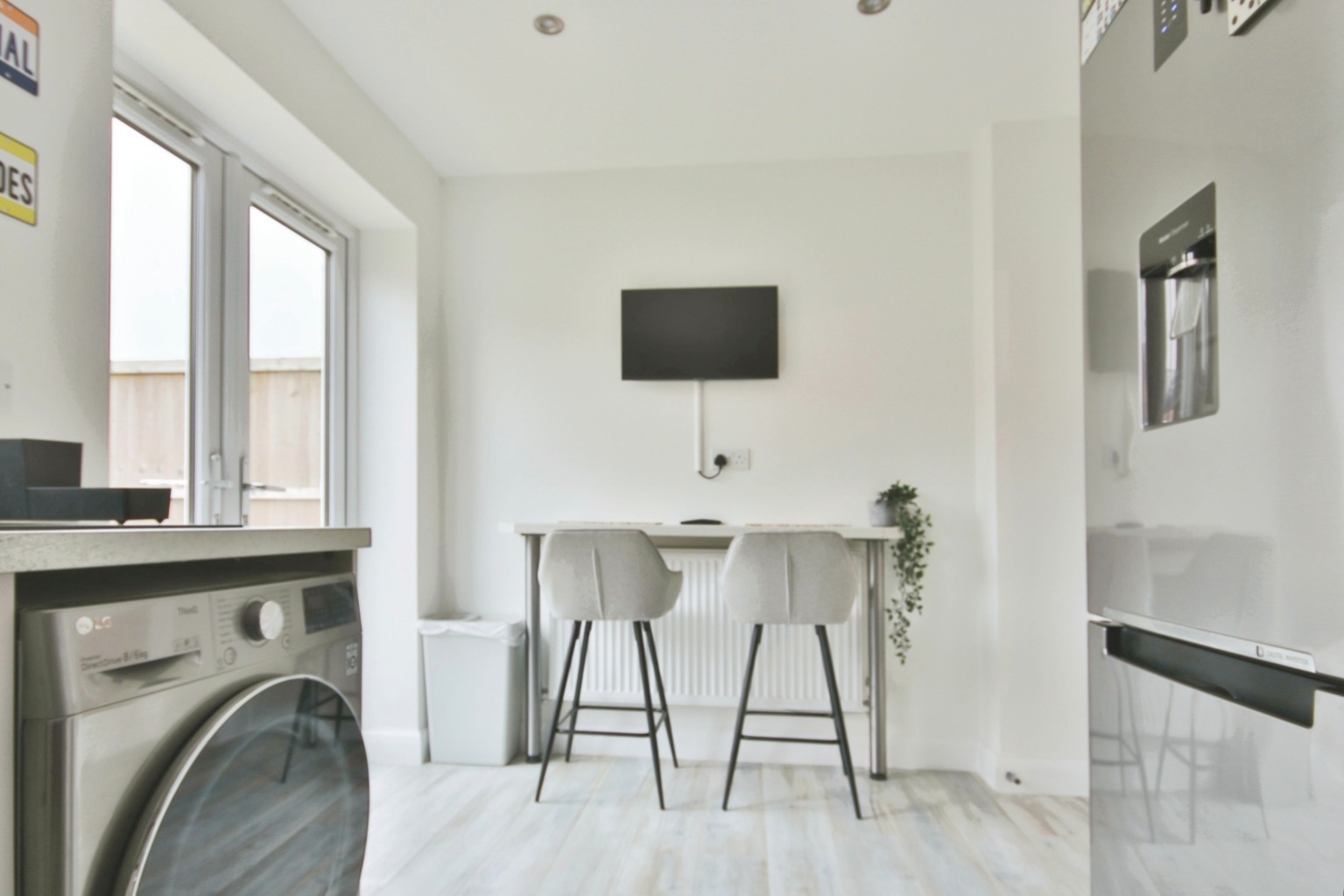2 bed terraced house for sale in Bamburgh Park, Hull  - Property Image 4