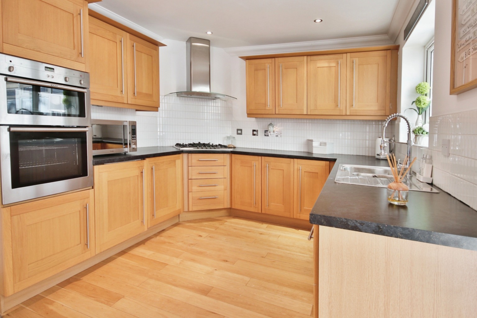 4 bed detached house for sale in Danbury Park, Hull  - Property Image 2