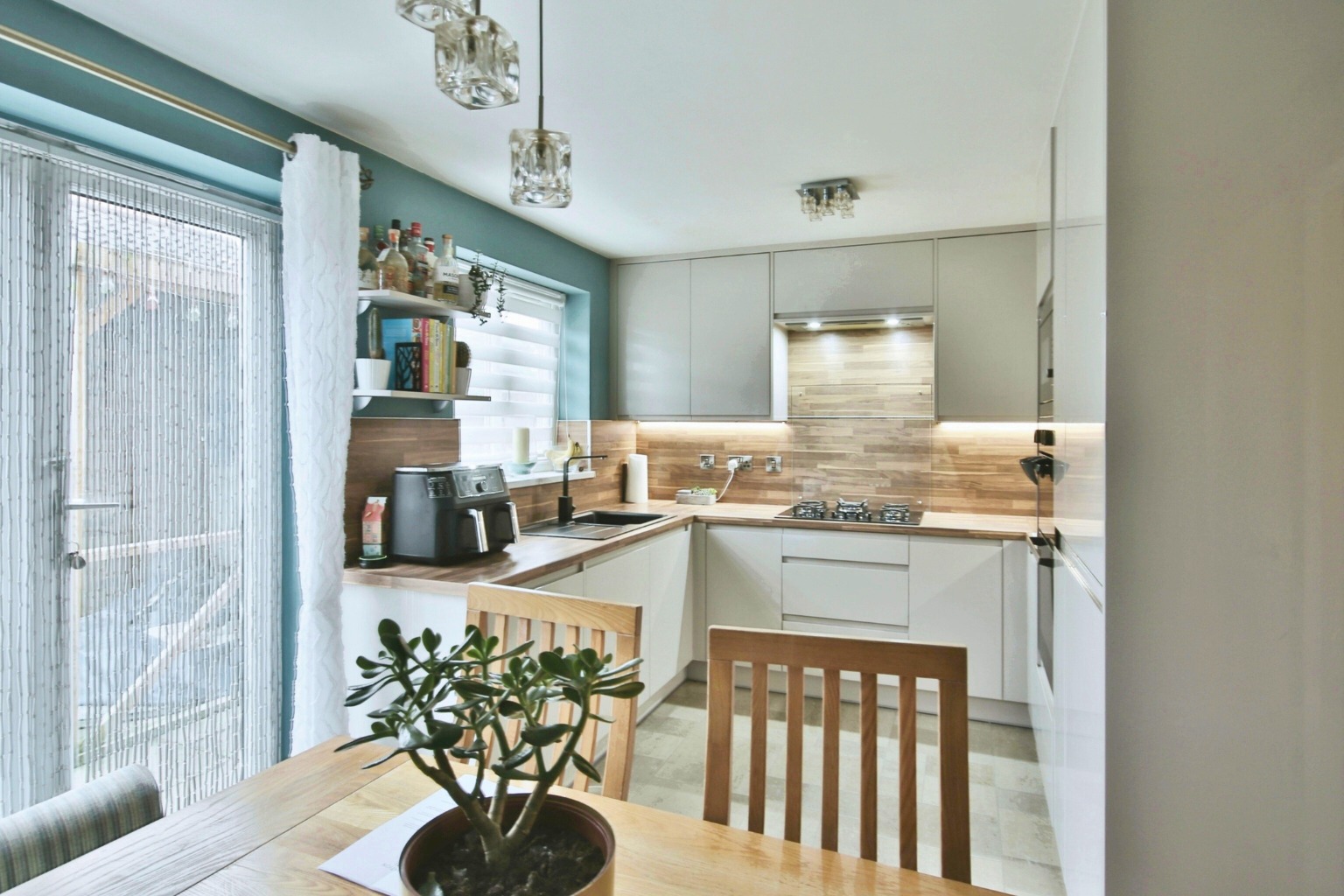 3 bed detached house for sale in Sovereign Way, Hull  - Property Image 4