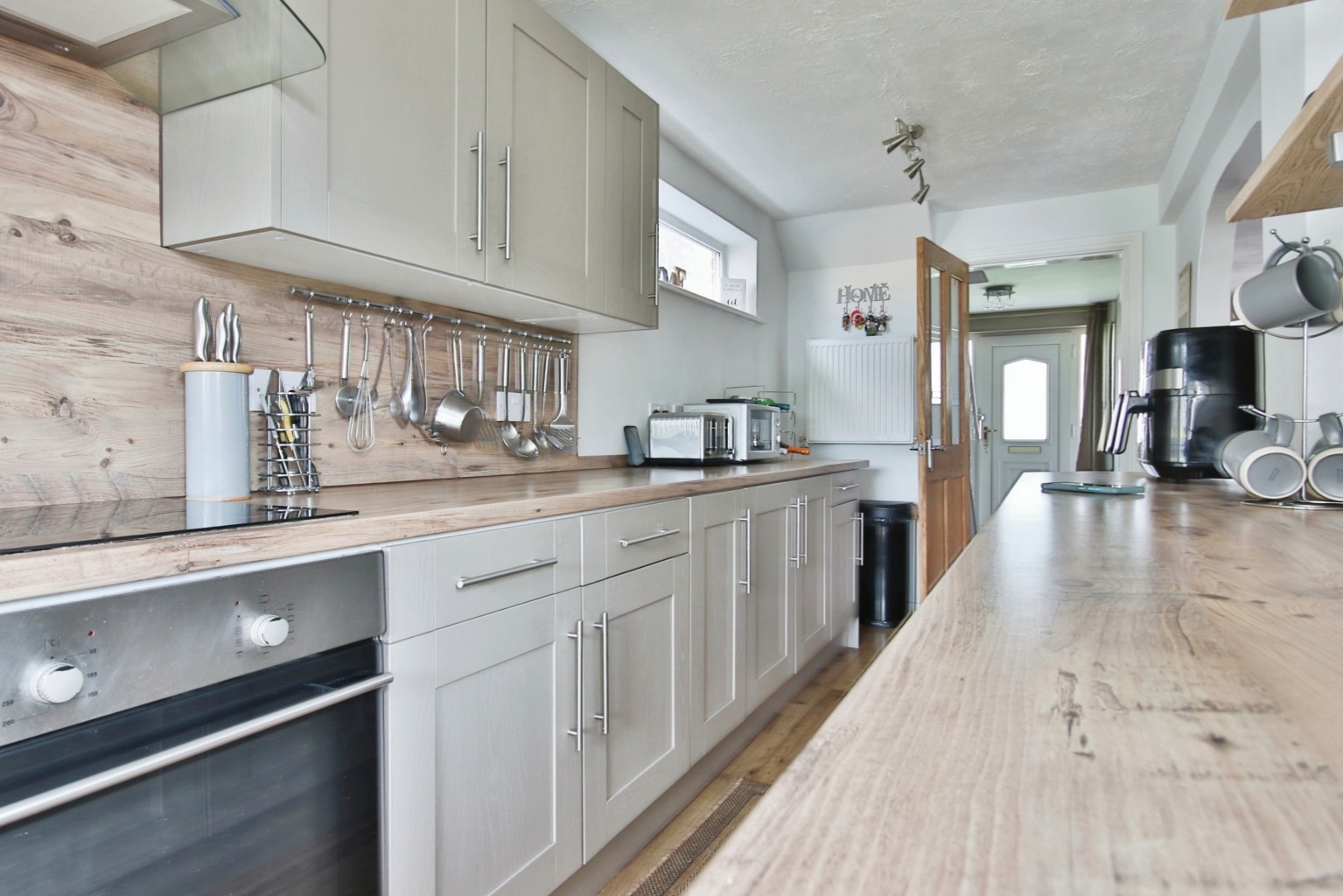 3 bed semi-detached house for sale in Waterdale, Hull  - Property Image 3