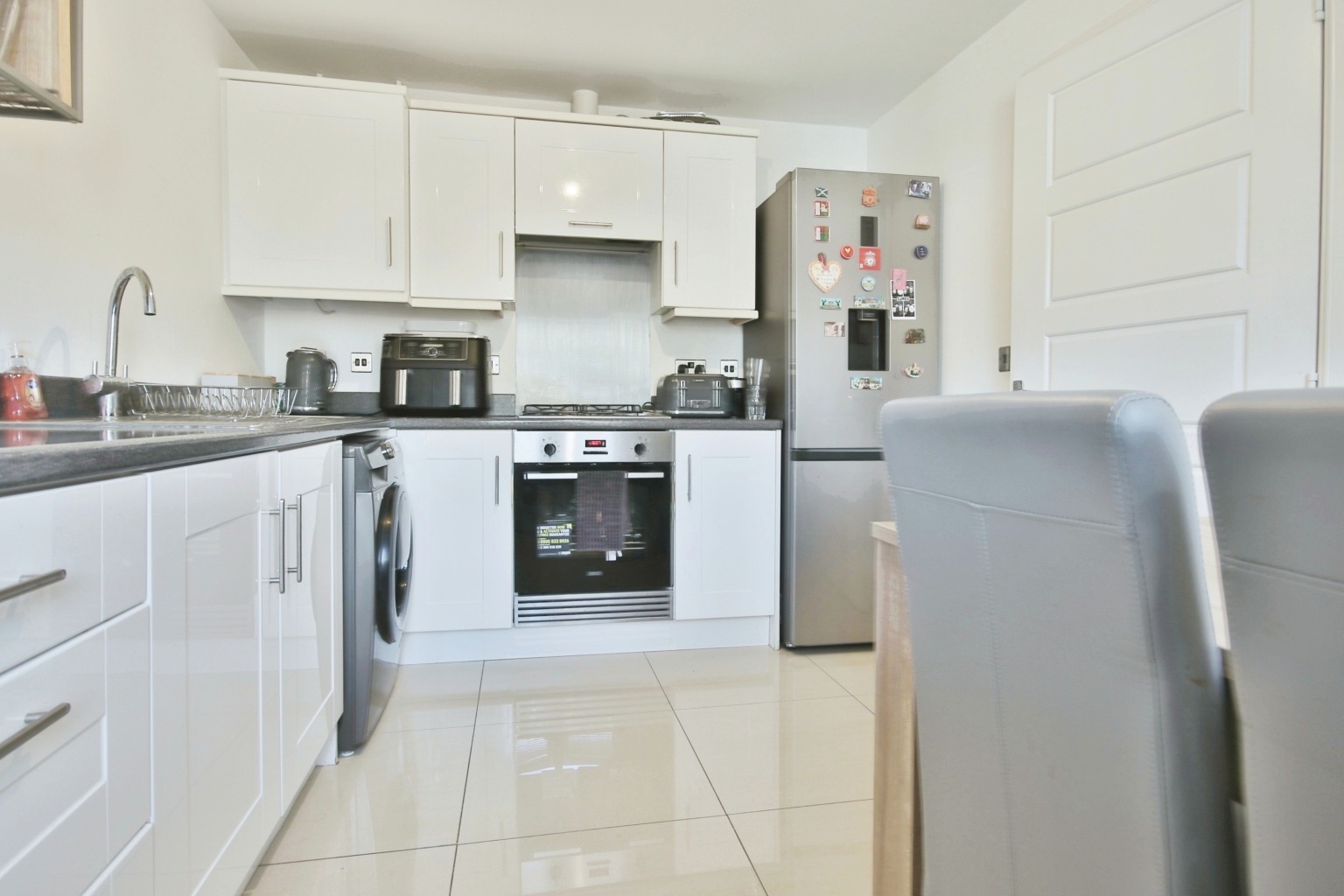 3 bed semi-detached house for sale in Kielder Way, Hull  - Property Image 2