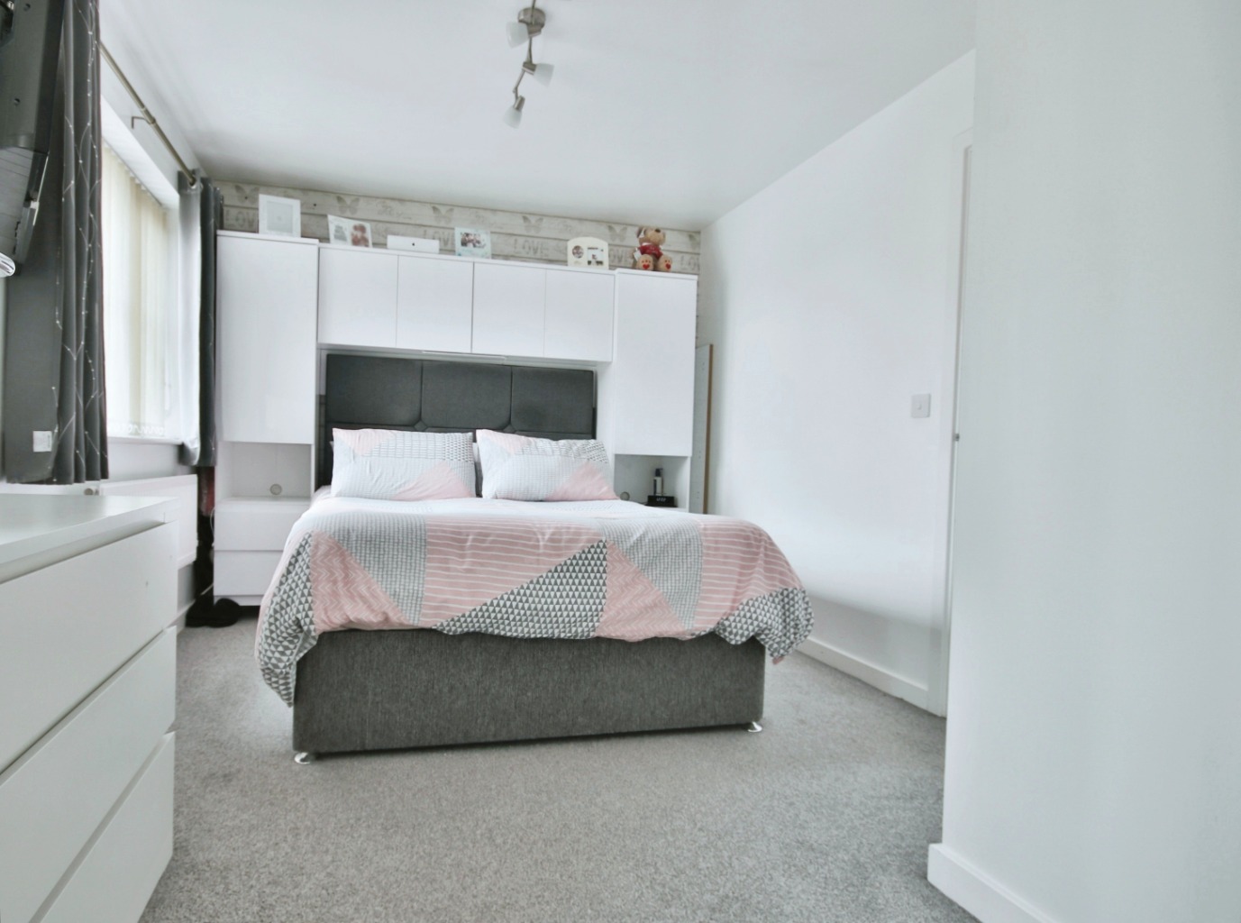 3 bed detached house for sale in Brockwell Park, Hull  - Property Image 7
