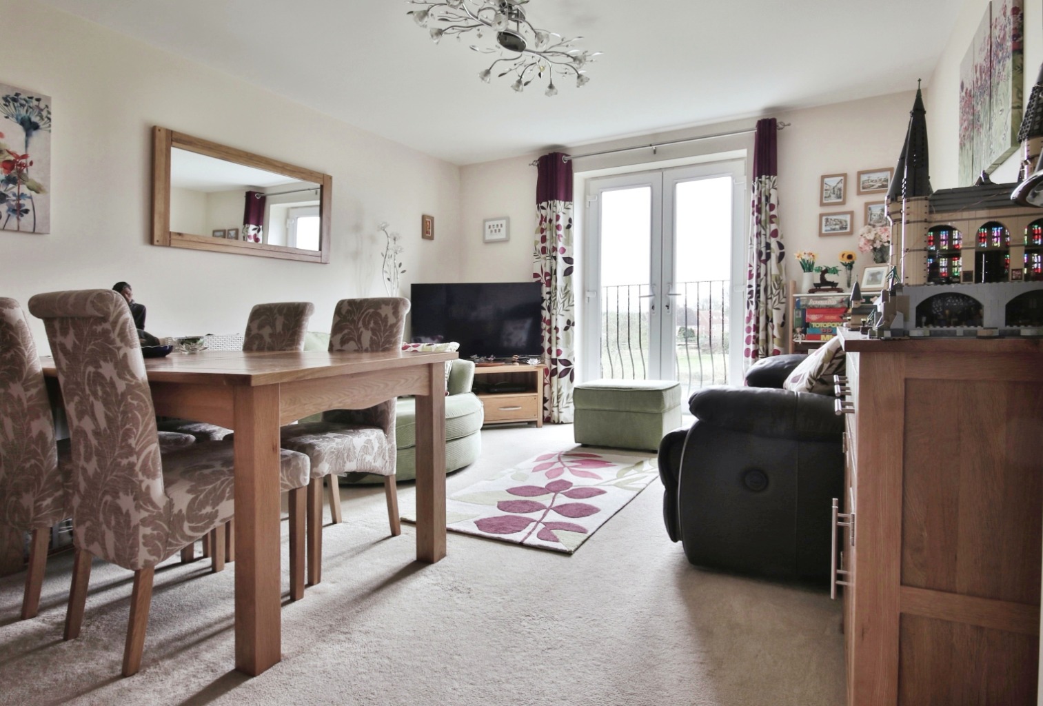 2 bed flat for sale in Dovestone Way, Hull  - Property Image 6
