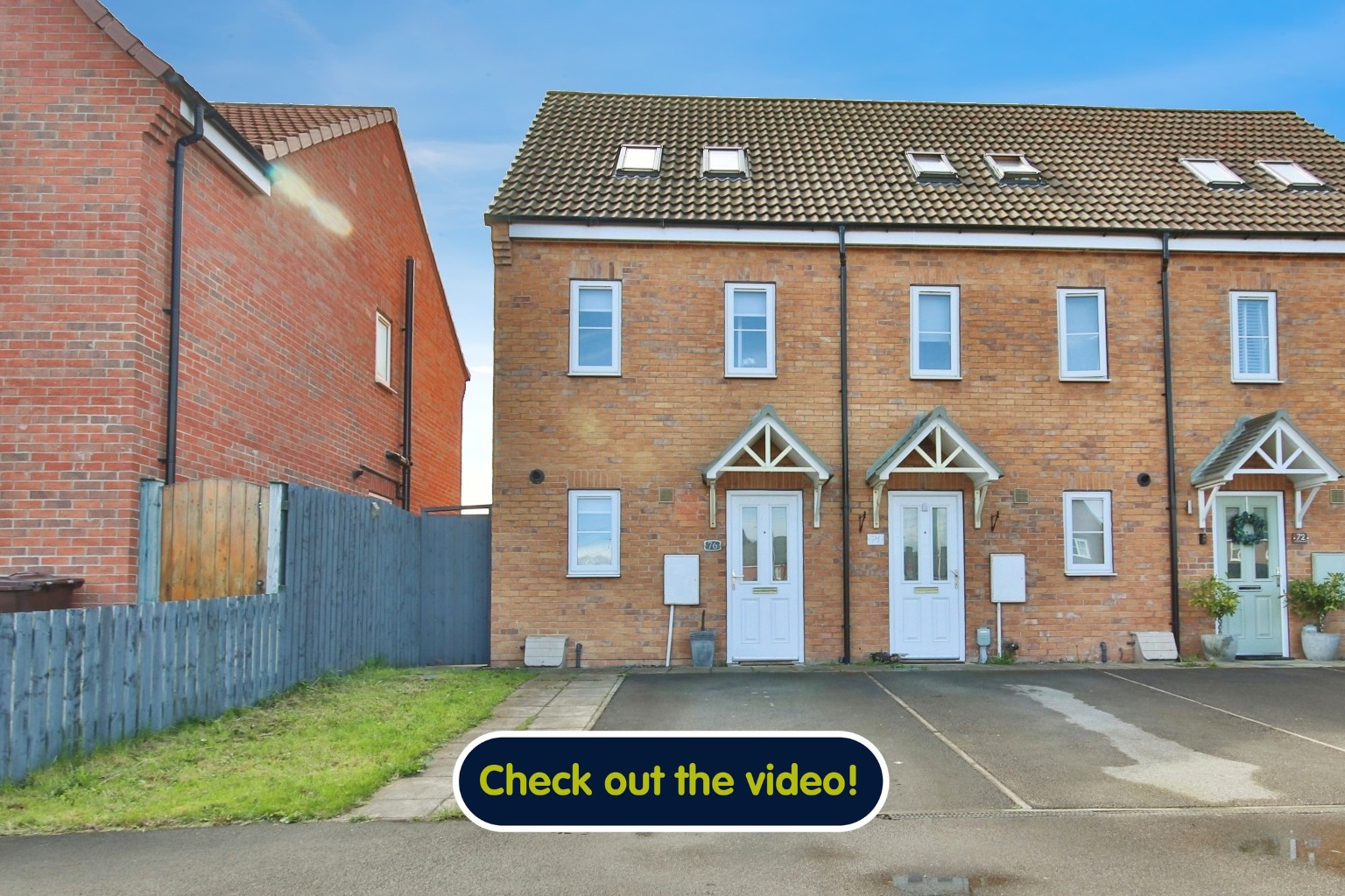 3 bed semi-detached house for sale in Grosvenor Road, Hull - Property Image 1