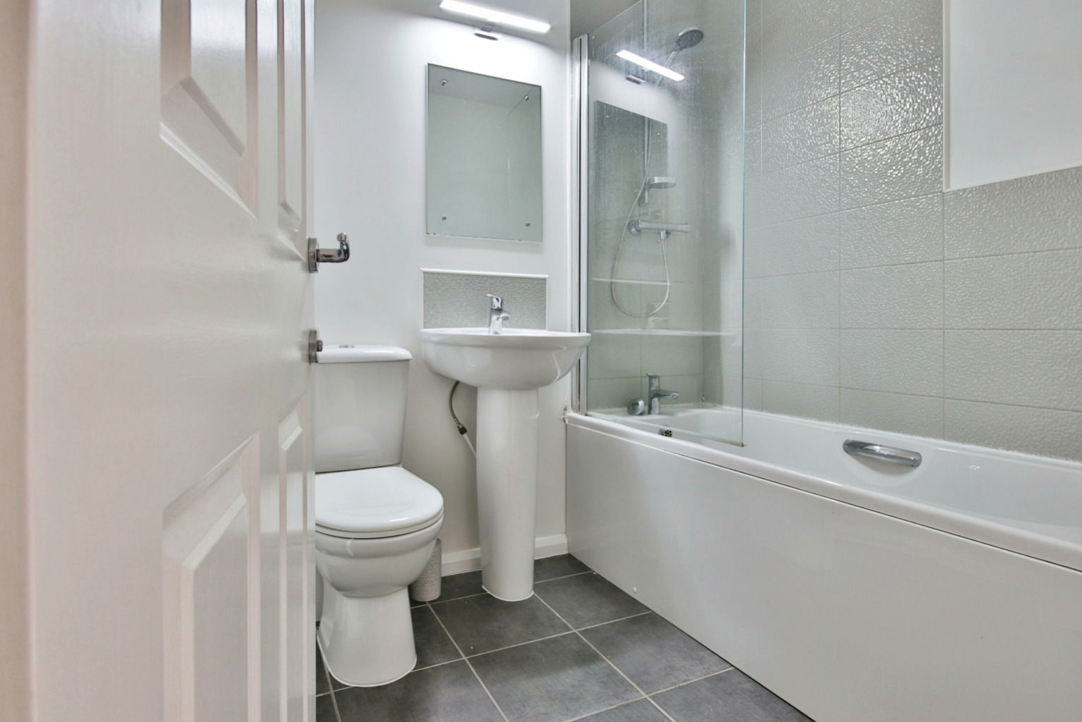2 bed terraced house for sale in School Lane, Hull  - Property Image 16
