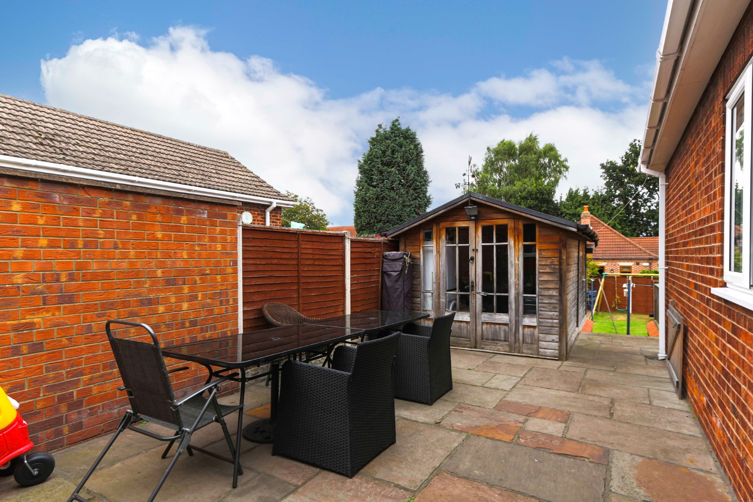 3 bed semi-detached bungalow for sale in West Acridge, Barton upon Humber  - Property Image 12