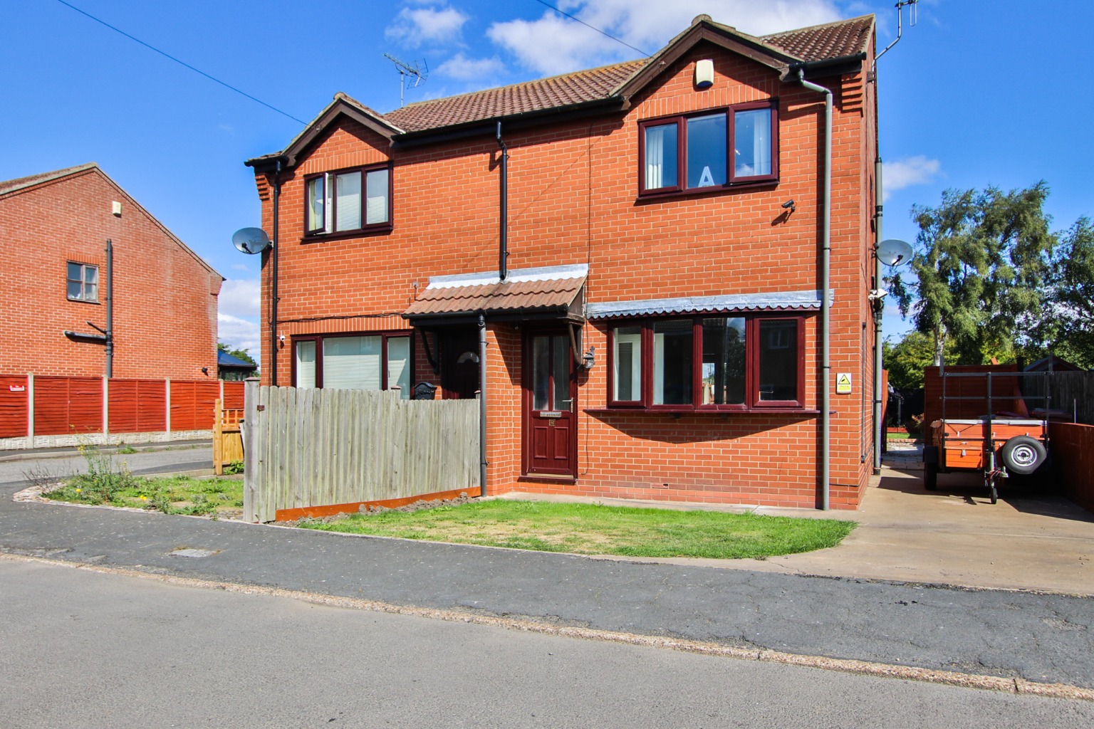 3 bed semi-detached house for sale in Oxmarsh Lane, Barrow upon Humber, DN19