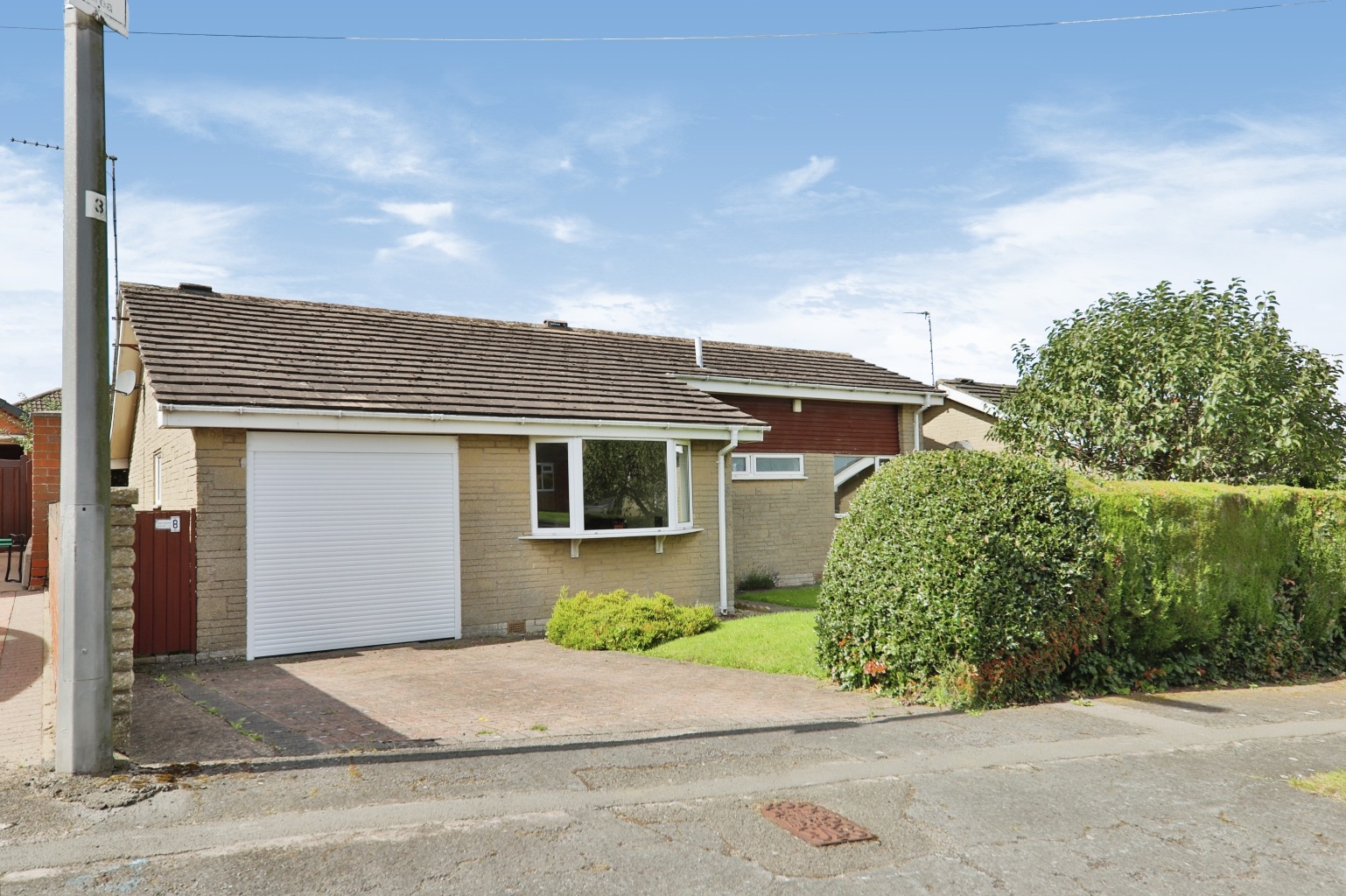 3 bed detached bungalow for sale in Cornhill Drive, Barton upon Humber  - Property Image 1