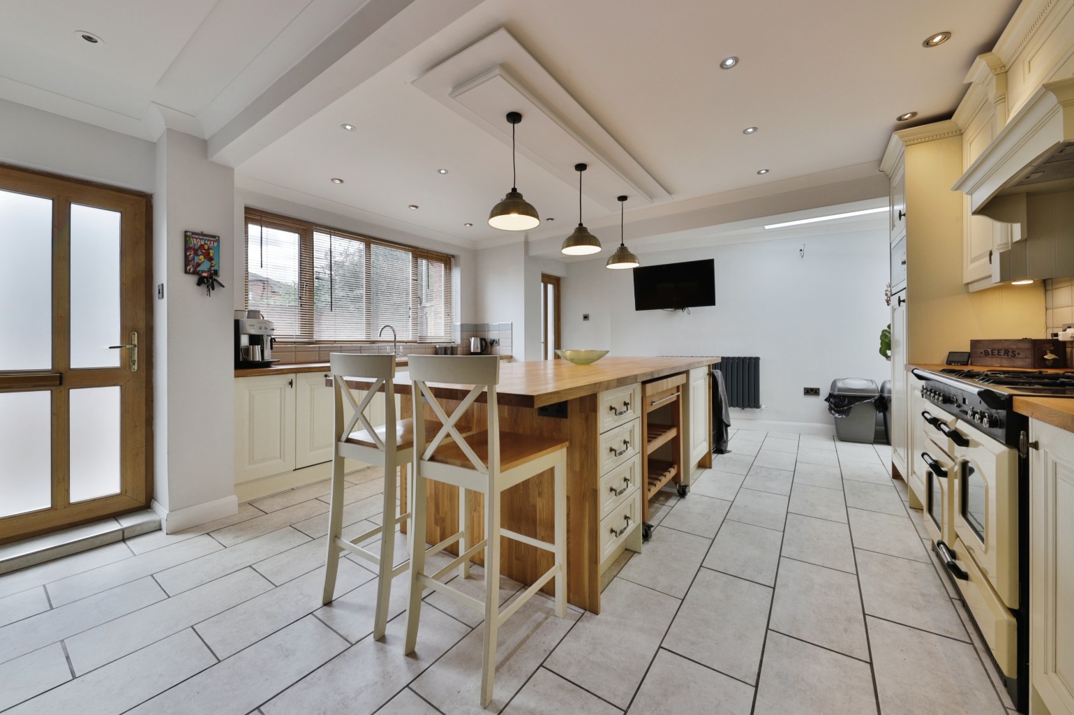 2 bed detached bungalow for sale in Catherine Street, Barton upon Humber  - Property Image 2