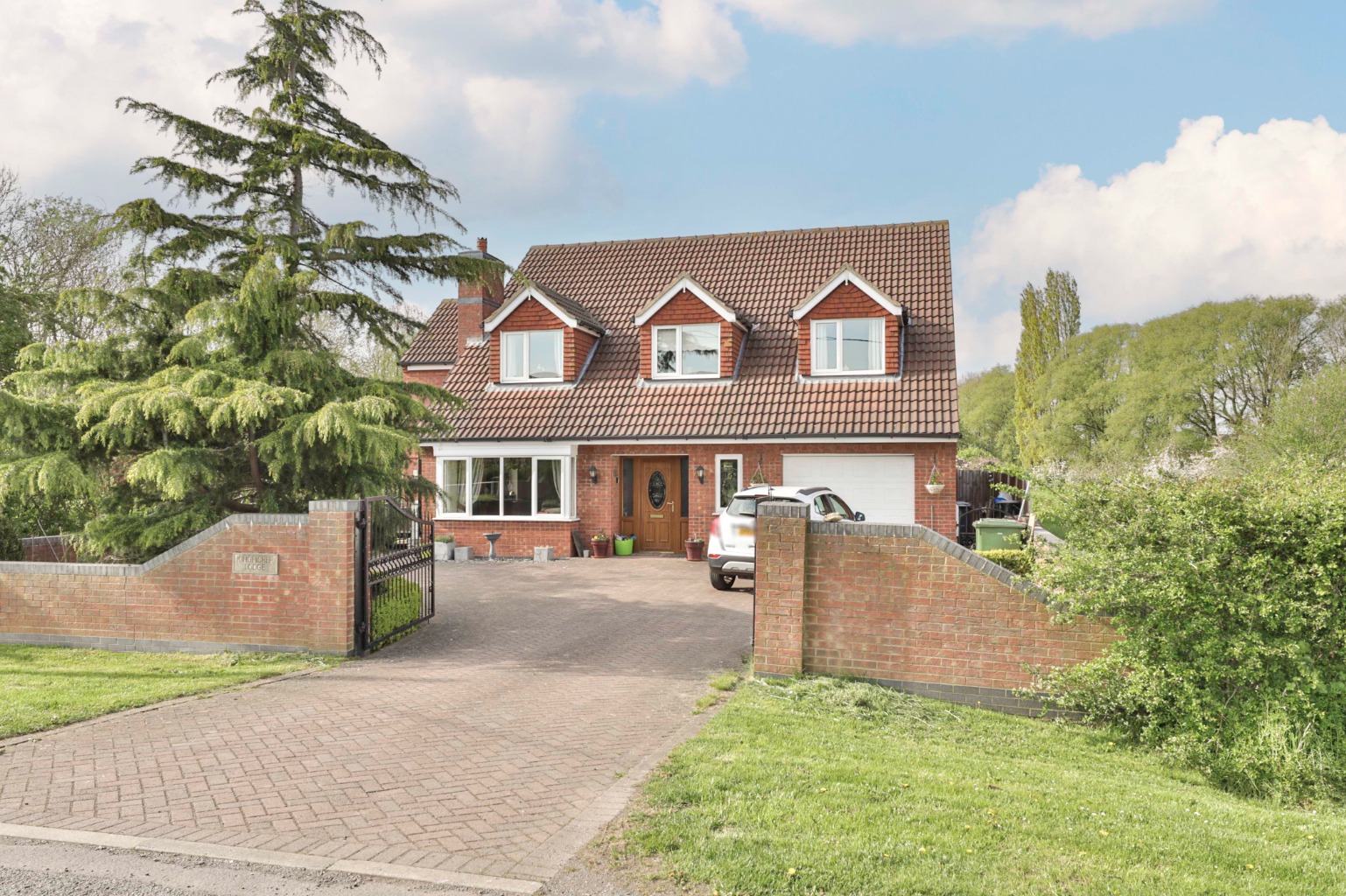 4 bed detached house for sale in Marsh Lane, Barrow upon Humber  - Property Image 1