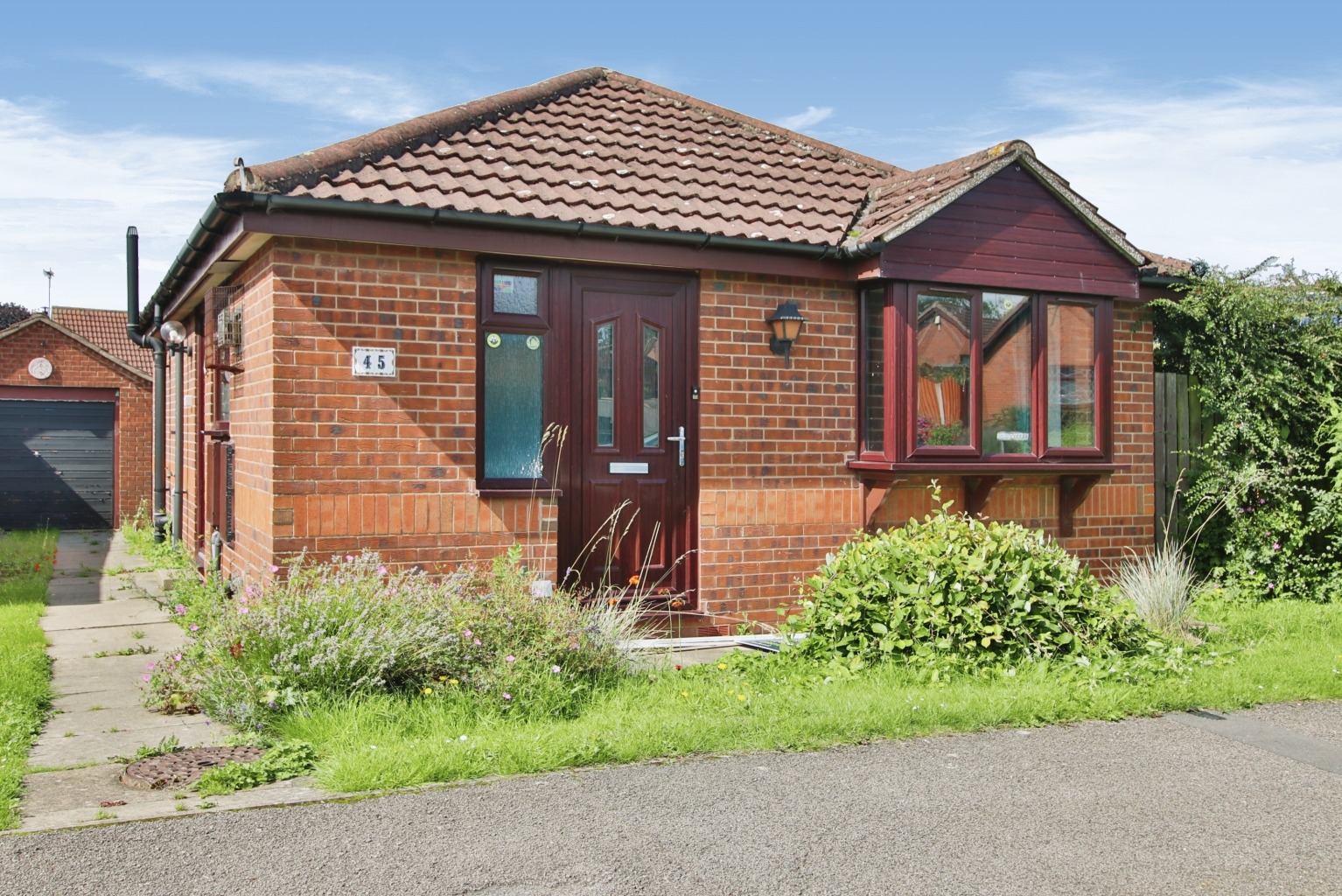 2 bed detached bungalow for sale in Palmer Lane, Barrow upon Humber - Property Image 1