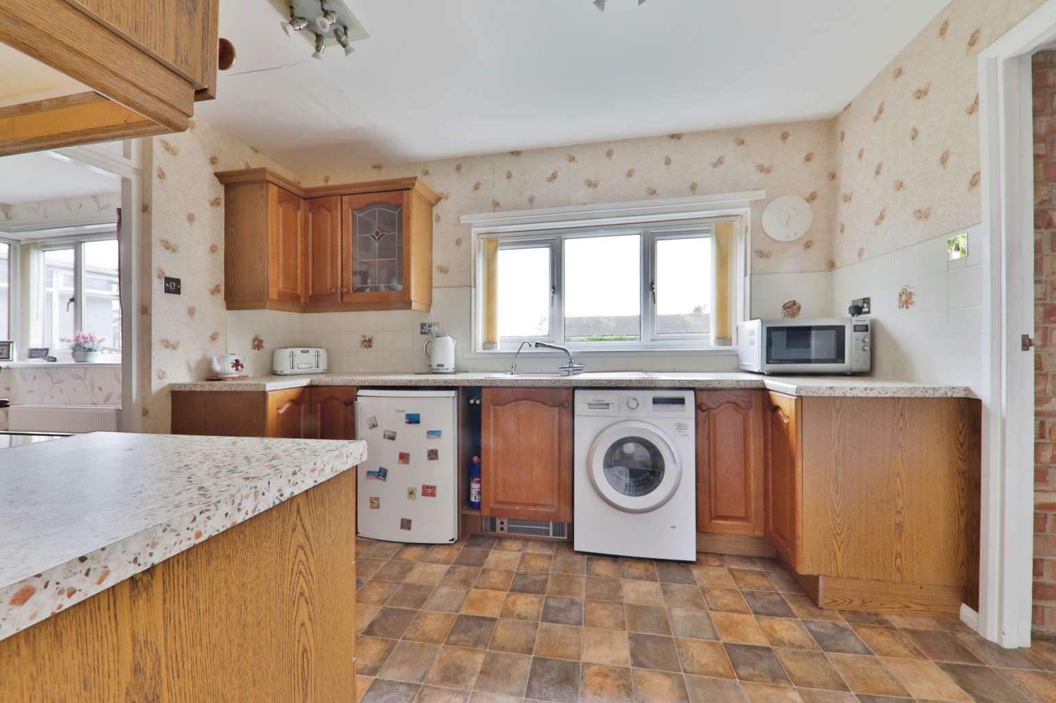 3 bed detached house for sale in West Acridge, Barton upon Humber  - Property Image 3