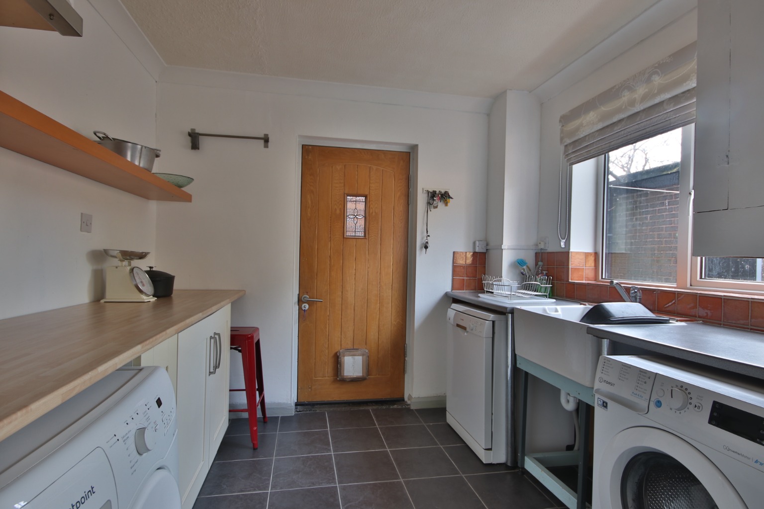 3 bed semi-detached house for sale in Overton Court, Barton upon Humber  - Property Image 6