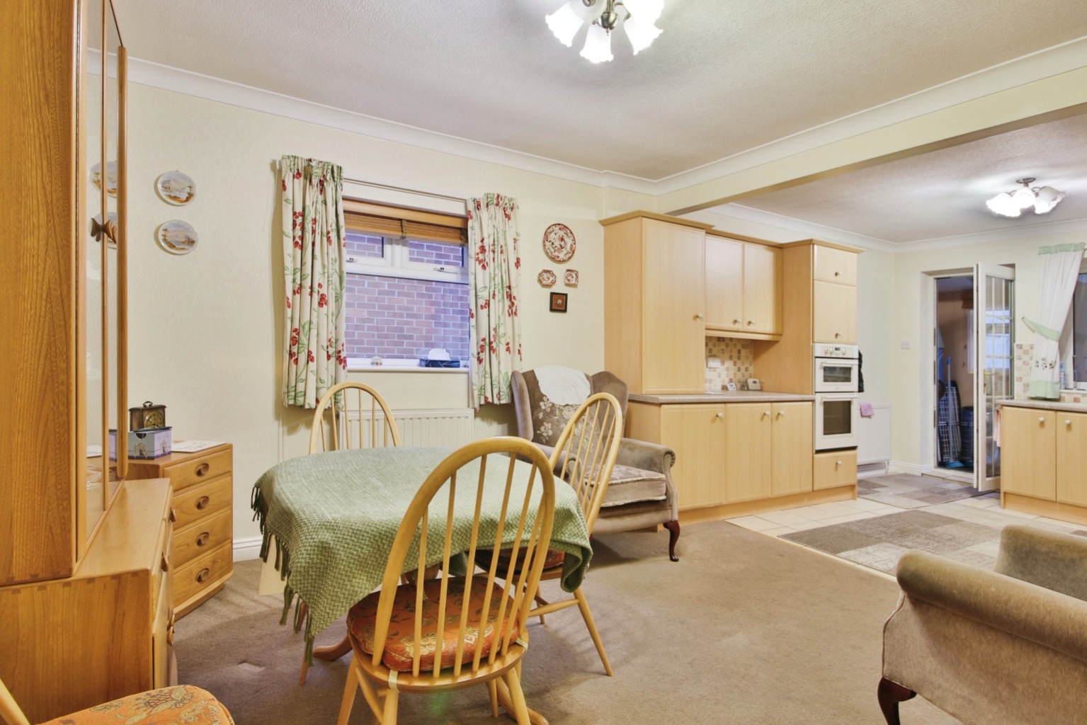 3 bed detached bungalow for sale in Western Drive, Barton upon Humber  - Property Image 6