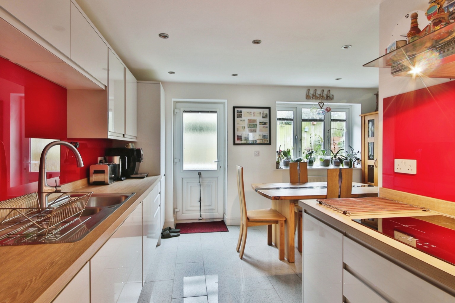 3 bed detached house for sale in Skinners Lane, Barton upon Humber  - Property Image 3