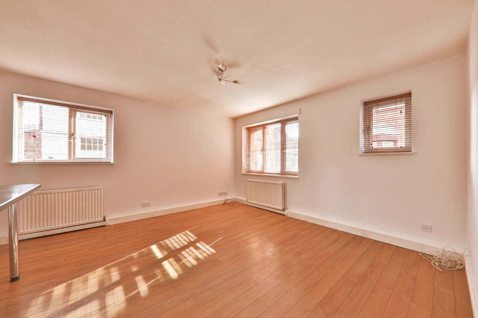1 bed flat for sale in New Walkergate, Beverley  - Property Image 5