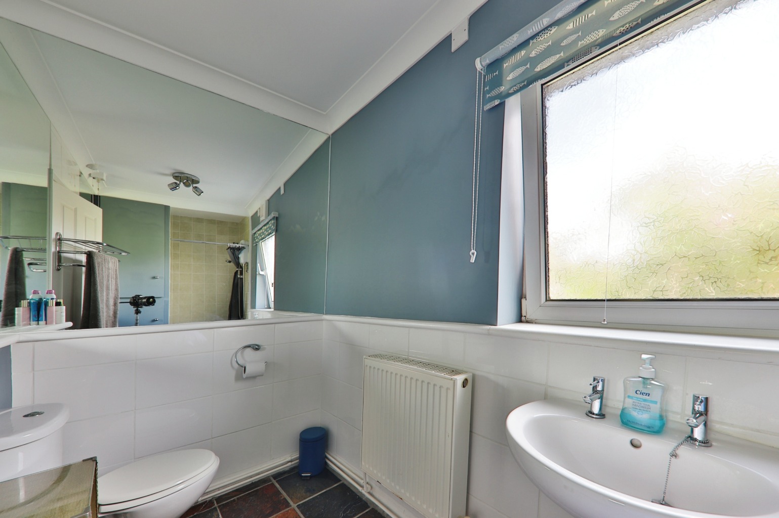 4 bed semi-detached house for sale in Grovehill Road, Beverley  - Property Image 6