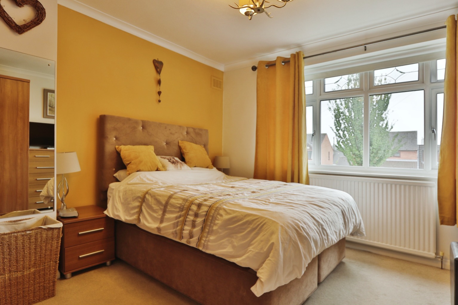 4 bed semi-detached house for sale in St Mary's Close, Beverley  - Property Image 13