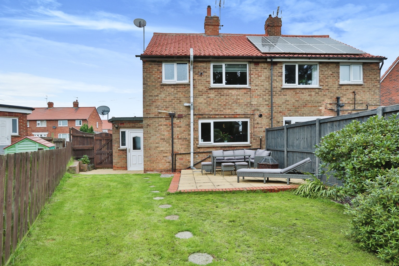 2 bed semi-detached house for sale in Hillcrest, Beverley  - Property Image 14