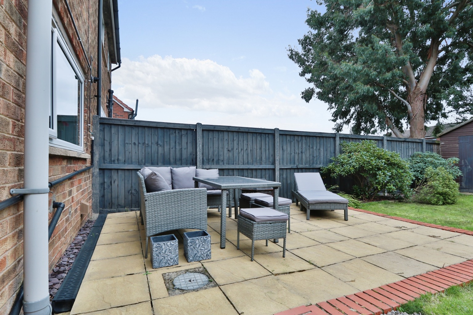 2 bed semi-detached house for sale in Hillcrest, Beverley  - Property Image 13