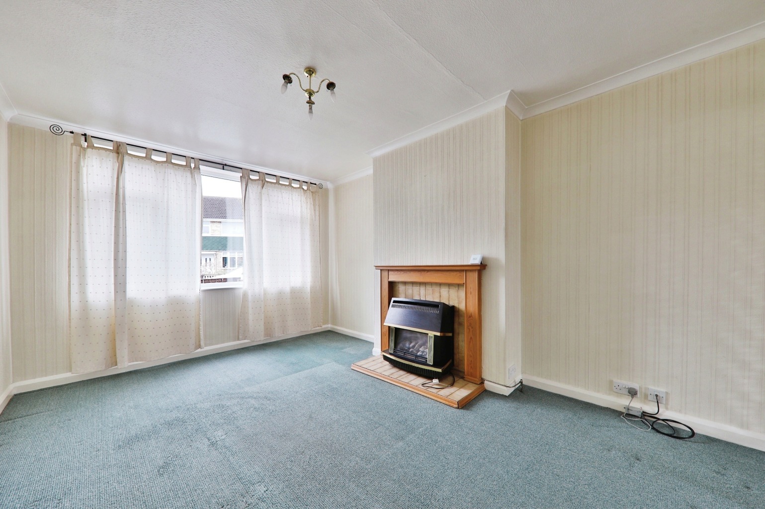3 bed semi-detached house for sale in Eden Road, Beverley  - Property Image 5