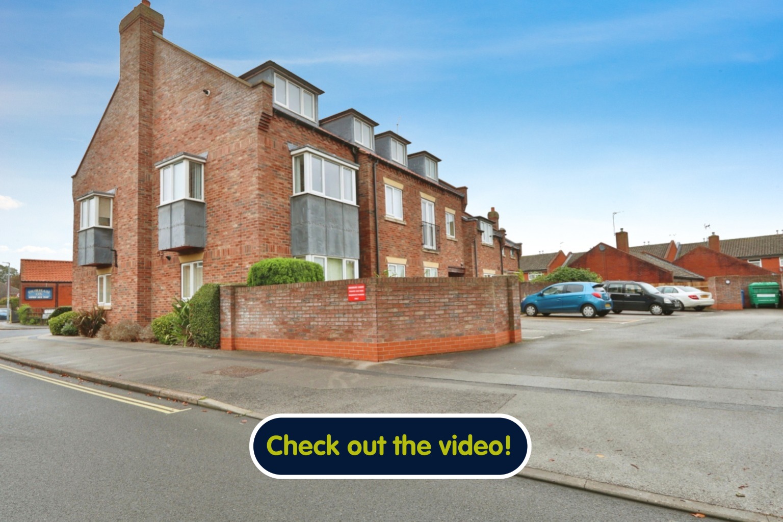 2 bed flat for sale in Corporation Road, Beverley - Property Image 1