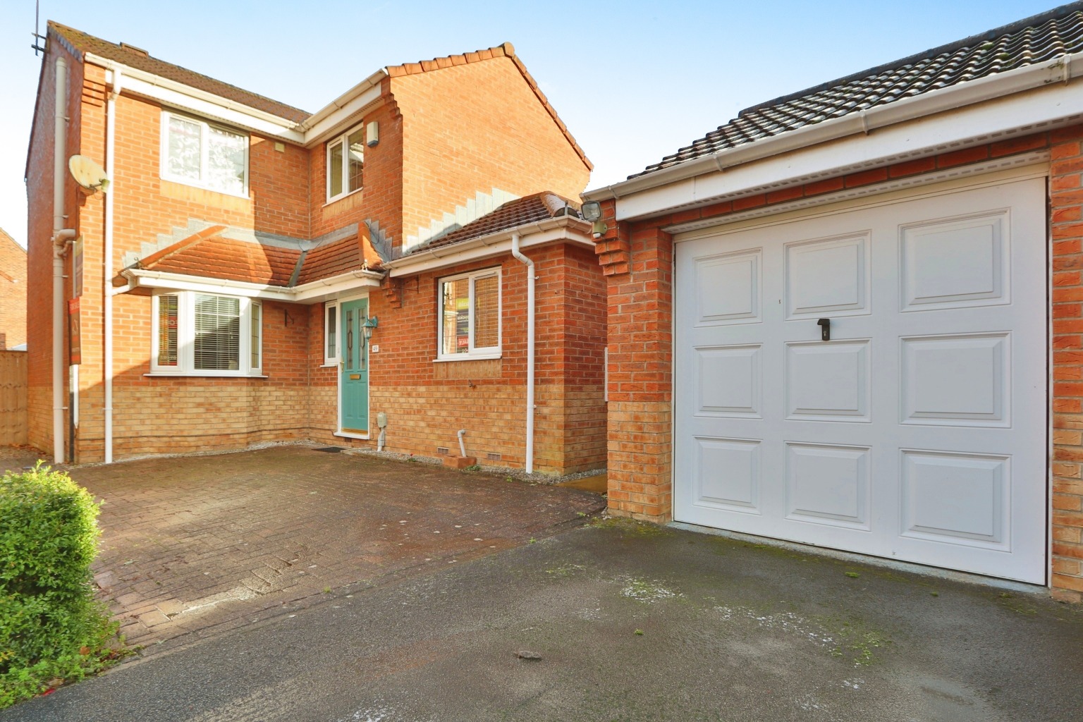 3 bed detached house for sale in Mill View Road, Beverley  - Property Image 1