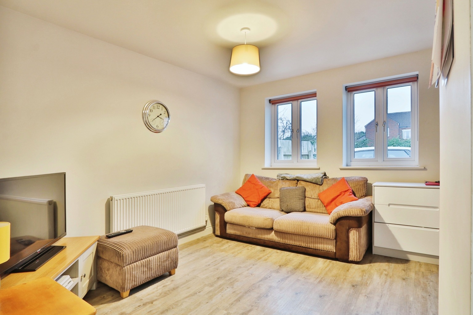 2 bed detached bungalow for sale in Old Barmston Road, Beverley  - Property Image 5