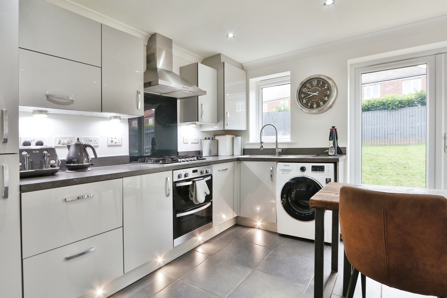 2 bed semi-detached house for sale in Mulberry Avenue, Beverley  - Property Image 2