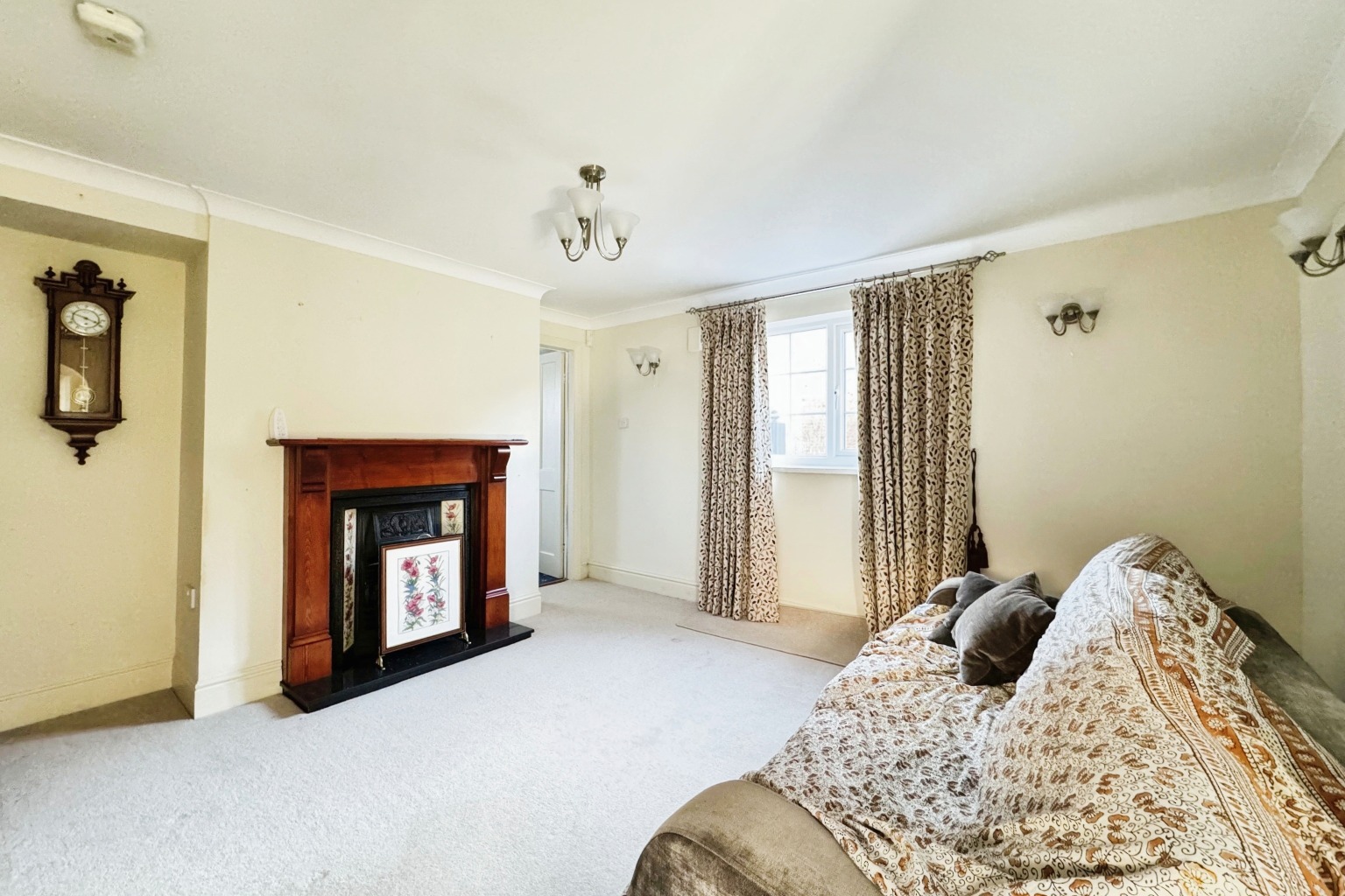 4 bed detached house for sale in Catwick Lane, Hull  - Property Image 3